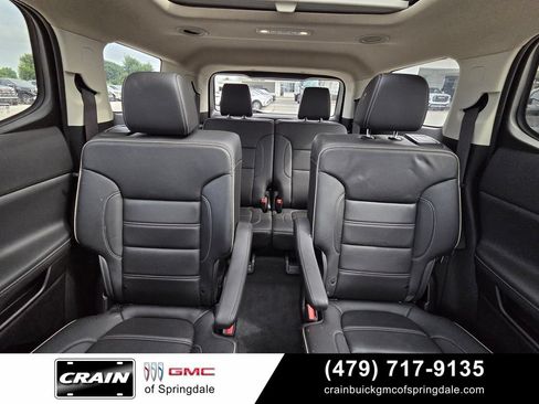 Used 2022 GMC Acadia Denali w/ Denali Ultimate Package AWD/4WD image 29