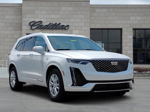 New 2025 Cadillac XT6 Luxury w/ LPO, Premium Carpet Package image 1