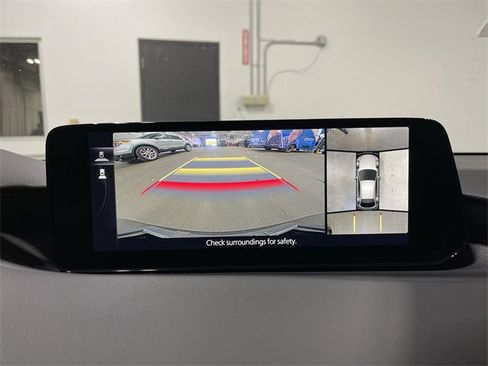 New 2026 MAZDA MAZDA3 Hatchback w/Premium Plus Pkg image 28