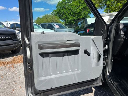 Used 2016 Ford F250 XL image 11