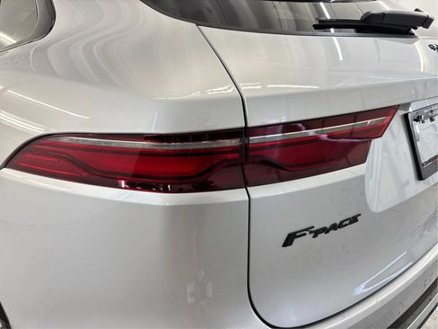 Used 2021 Jaguar F-PACE R-Dynamic S AWD/4WD image 33