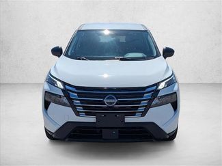 Used 2024 Nissan Rogue S video 2