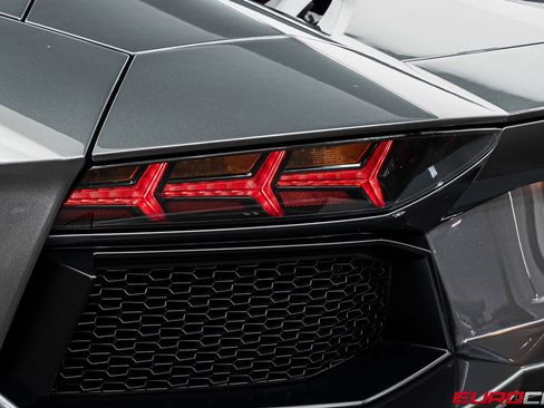 Used 2014 Lamborghini Aventador LP 700-4 AWD/4WD image 25