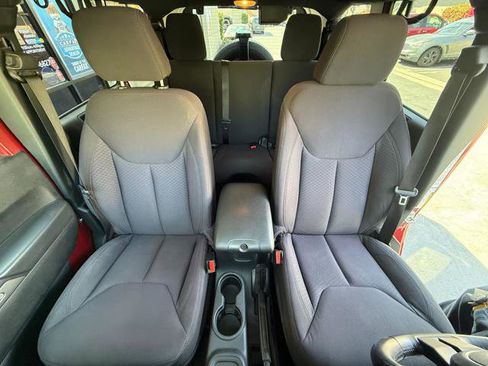 Used 2013 Jeep Wrangler Unlimited Sport image 19
