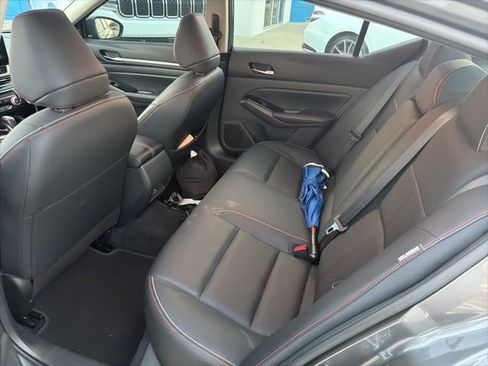 Used 2024 Nissan Altima 2.5 SR w/ SR Premium Package image 15