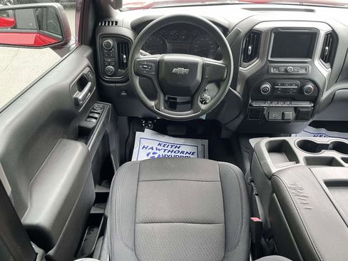 Used 2019 Chevrolet Silverado 1500 Custom Trail Boss w/ Custom Convenience Package AWD/4WD image 12
