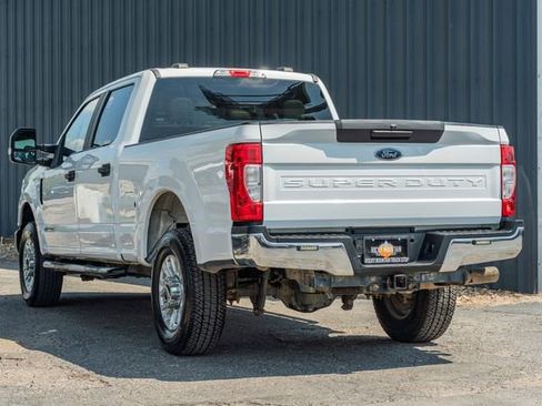 Used 2020 Ford F250 XL w/ Power Equipment Group image 4