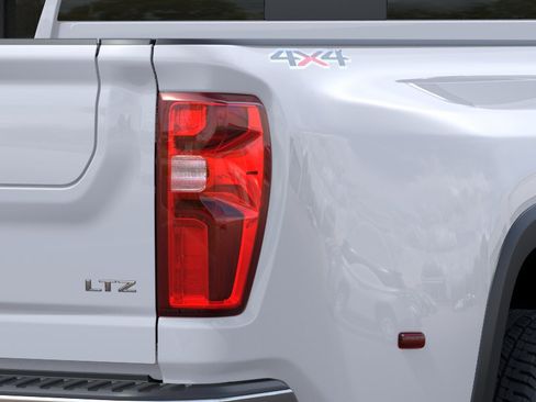 New 2026 Chevrolet Silverado 3500 LTZ w/ LTZ Plus Package AWD/4WD image 11