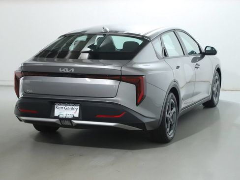 Used 2025 Kia K4 FWD image 47