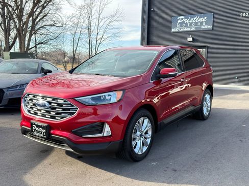 Used 2022 Ford Edge Titanium image 1