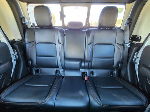 Used 2022 Jeep Gladiator Mojave image 29