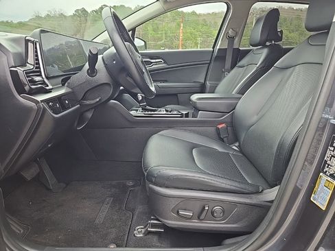 Used 2023 Kia Sportage EX image 15