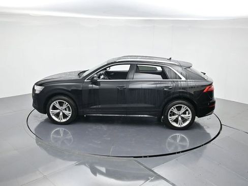 Used 2021 Audi Q8 Premium Plus w/ Premium Plus Package image 40