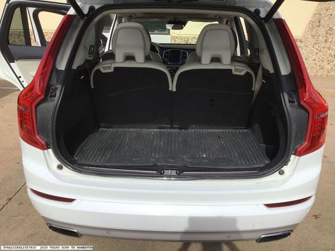 Used 2020 Volvo XC90 T6 Momentum image 13