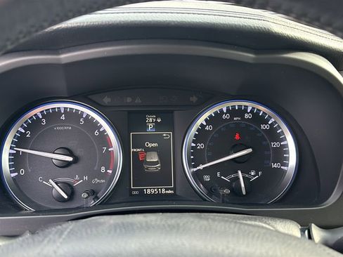 Used 2015 Toyota Highlander Limited image 16