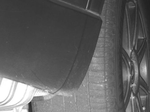 Used 2021 Ford Explorer XLT w/ Equipment Group 202A RWD image 16