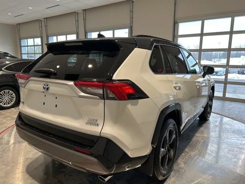 Used 2019 Toyota RAV4 XSE w/ Carpet Mat Package image 6