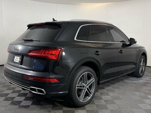 Used 2018 Audi SQ5 Premium Plus w/ Navigation Package image 8