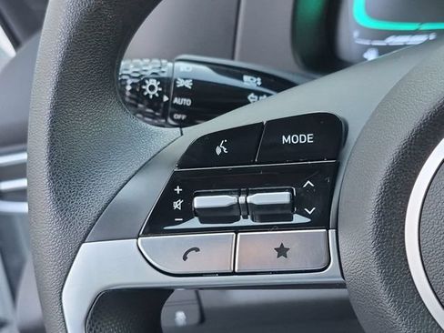 Used 2026 Hyundai Elantra Hybrid FWD image 15