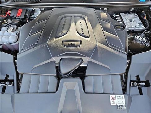 Used 2024 Porsche Cayenne image 24