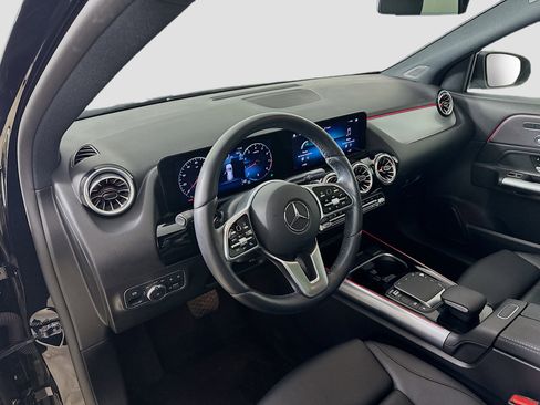 Certified 2023 Mercedes-Benz GLA 250 4MATIC image 9