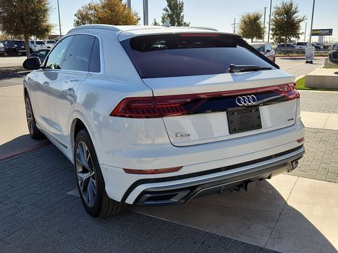 Used 2021 Audi Q8 Premium Plus w/ Premium Plus Package image 3