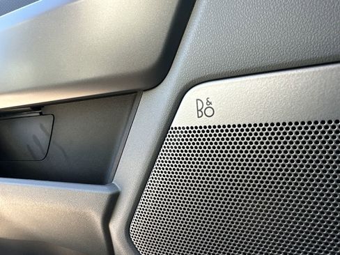 New 2025 Ford F150 Lightning Flash AWD/4WD image 38