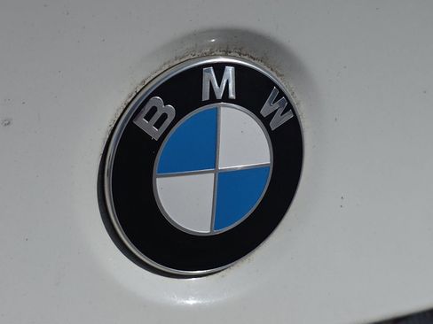 Used 2011 BMW 328i xDrive Sedan image 9