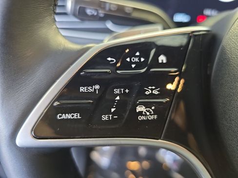 Certified 2024 Mercedes-Benz GLS 450 4MATIC image 18