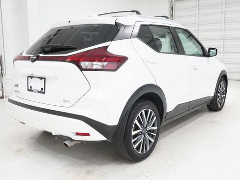 Used 2023 Nissan Kicks SV w/ Exterior Package FWD image 28