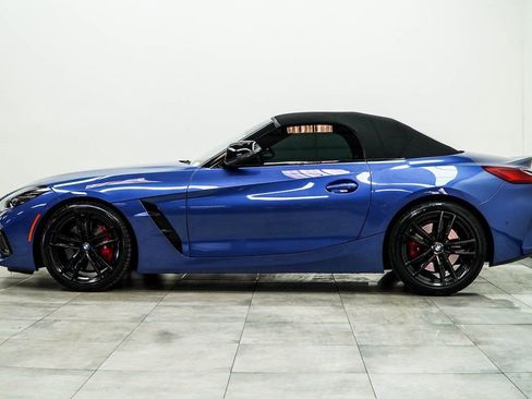 Used 2023 BMW Z4 M40i w/ Premium Package image 8