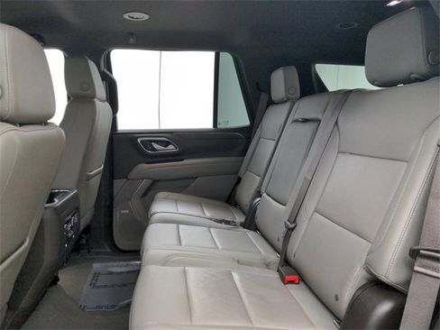 Used 2022 Chevrolet Tahoe Z71 w/ Z71 Off-Road Package image 36