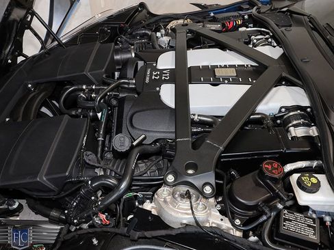 Used 2023 Aston Martin DBS Superleggera Volante image 42