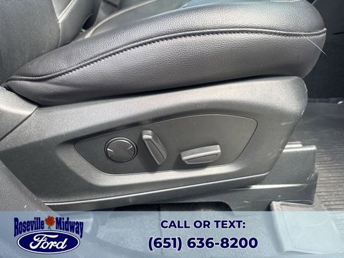 Used 2023 Ford Explorer Limited w/ Limited Technology Package AWD/4WD image 40