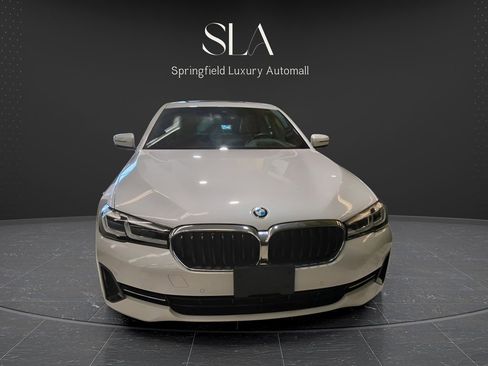Used 2023 BMW 530i xDrive w/ M Sport Package AWD/4WD image 2