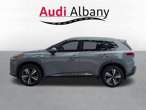 Used 2021 Nissan Rogue SL FWD image 3