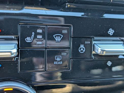 New 2026 Nissan Armada SL w/ Captain's Chari Seat Package RWD image 14