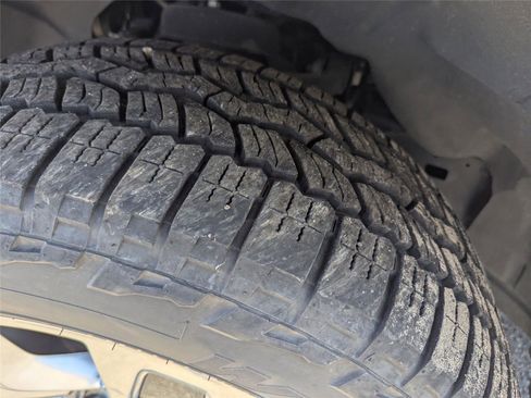 Used 2023 RAM 1500 Limited image 10