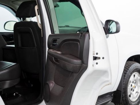 Used 2013 Chevrolet Tahoe 4WD image 16