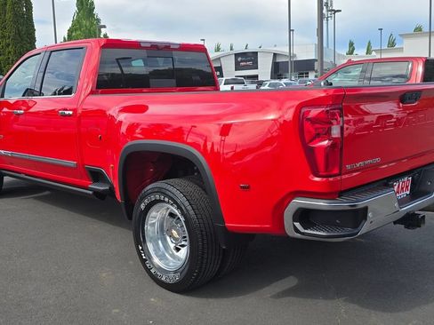 Used 2024 Chevrolet Silverado 3500 LTZ w/ LTZ Convenience Package AWD/4WD image 40