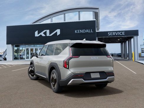 New 2026 Kia EV9 Wind AWD/4WD image 4