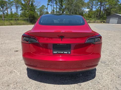 Used 2023 Tesla Model 3 Standard Range RWD image 5