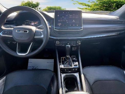 Used 2023 Jeep Compass Trailhawk AWD/4WD image 15