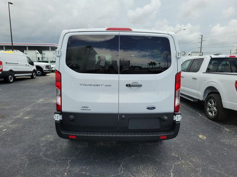 Used 2024 Ford Transit 350 Low Roof AWD image 5