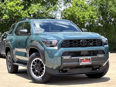 Used 2026 Toyota 4Runner TRD Off-Road Premium AWD/4WD image 8