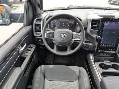 New 2026 RAM 1500 4x4 Crew Cab image 28