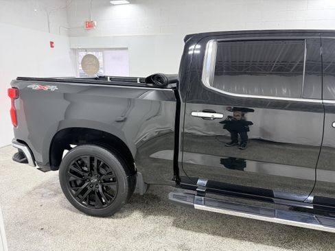 Used 2023 Chevrolet Silverado 1500 LTZ w/ LTZ Premium Package image 8