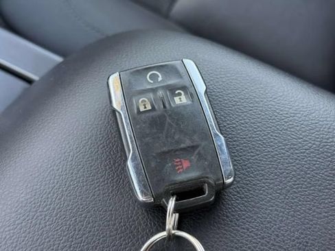 Used 2016 Chevrolet Silverado 1500 LTZ AWD/4WD image 33