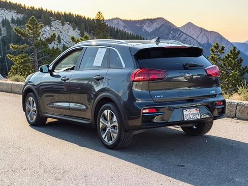 Used 2021 Kia Niro EX Premium FWD image 5