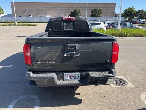 Used 2017 Chevrolet Colorado LT w/ LT Convenience Package AWD/4WD image 6